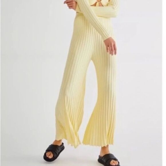 Free People x Significant Other Sylivia Ribbed Yellow Flare flowy Pants Size 4 - Picture 5 of 8